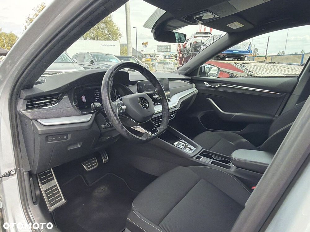 Skoda Octavia - 10