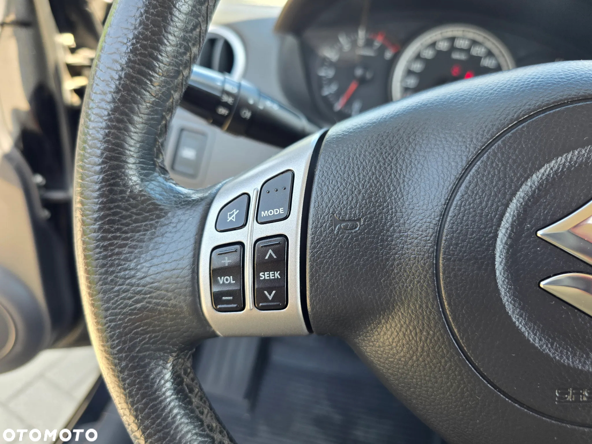 Suzuki Swift - 25