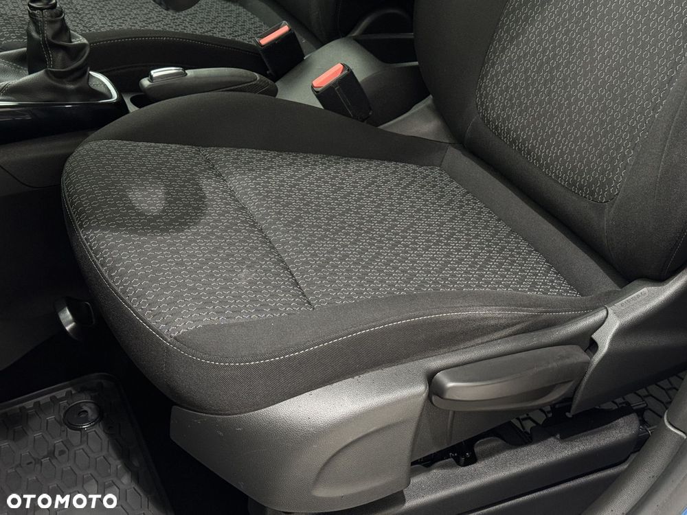 Opel Crossland X - 11