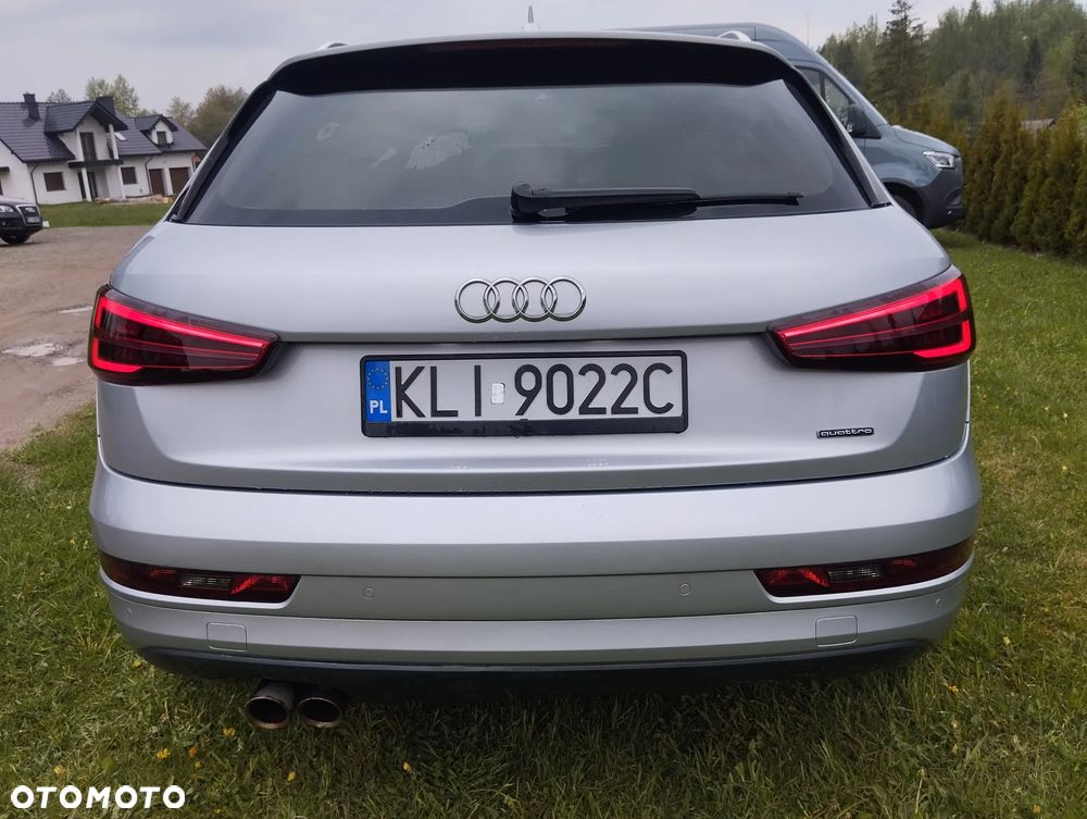 Audi Q3 2.0 TDI Quattro S tronic sport - 4