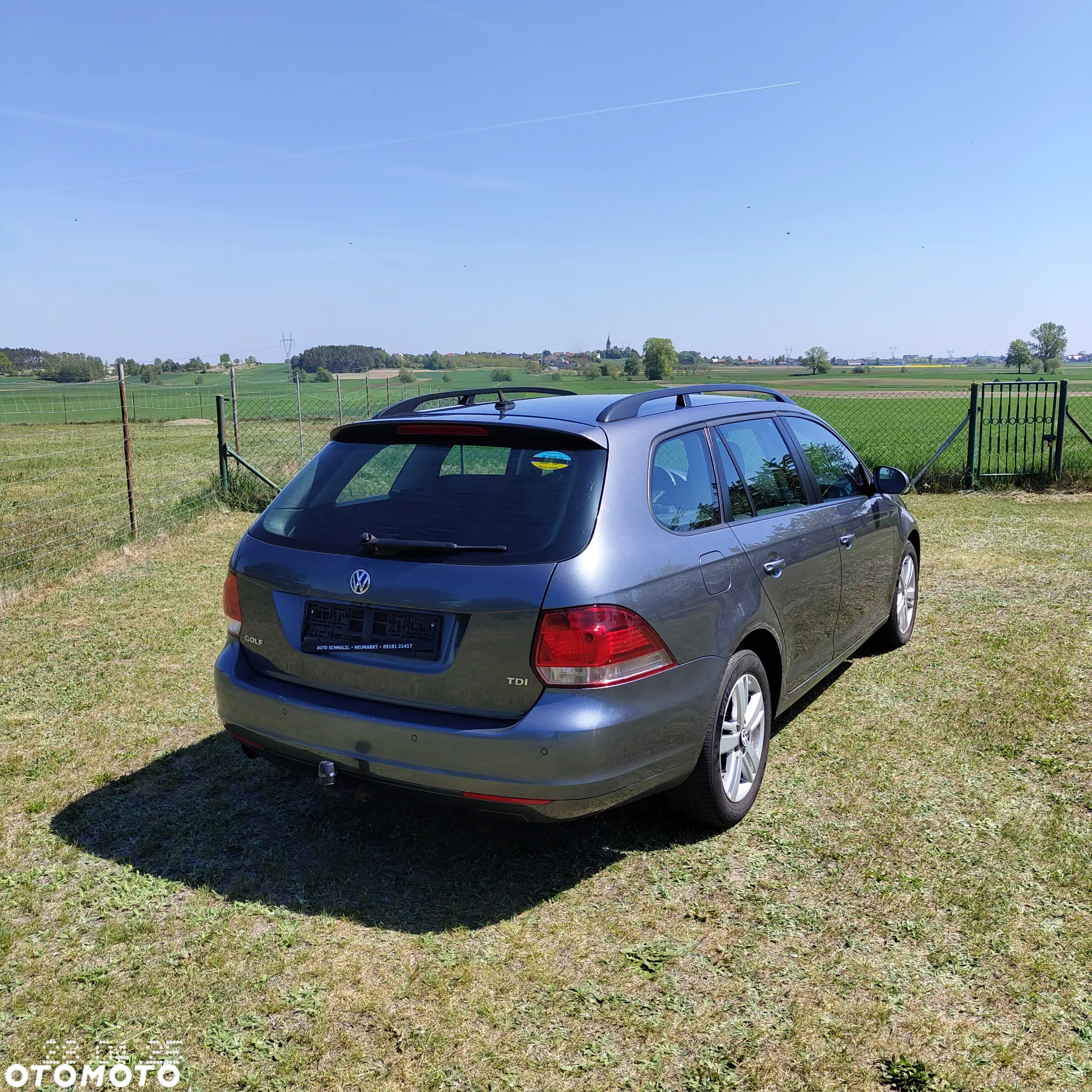 Volkswagen Golf 1.6 TDI DPF Trendline - 8