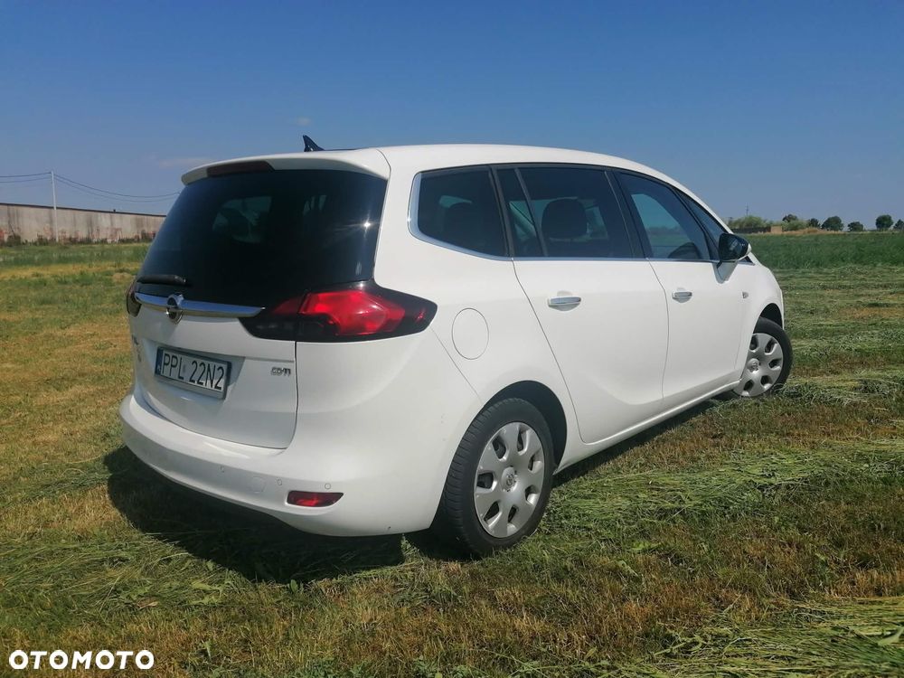 Opel Zafira 2.0 CDTI Cosmo - 4