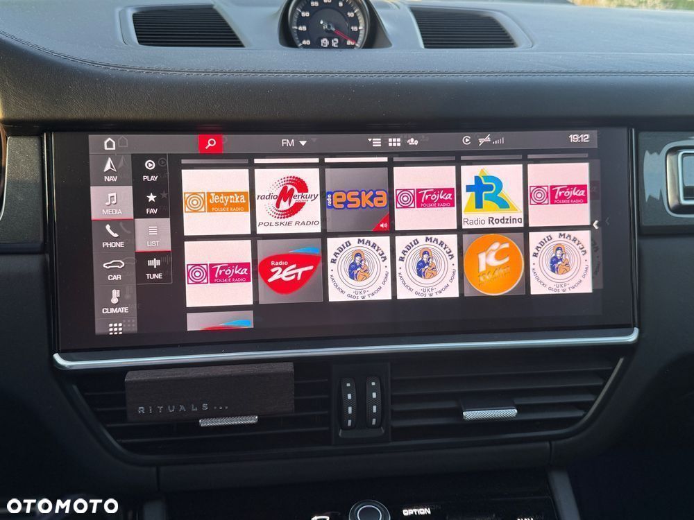 Porsche Cayenne GTS - 20