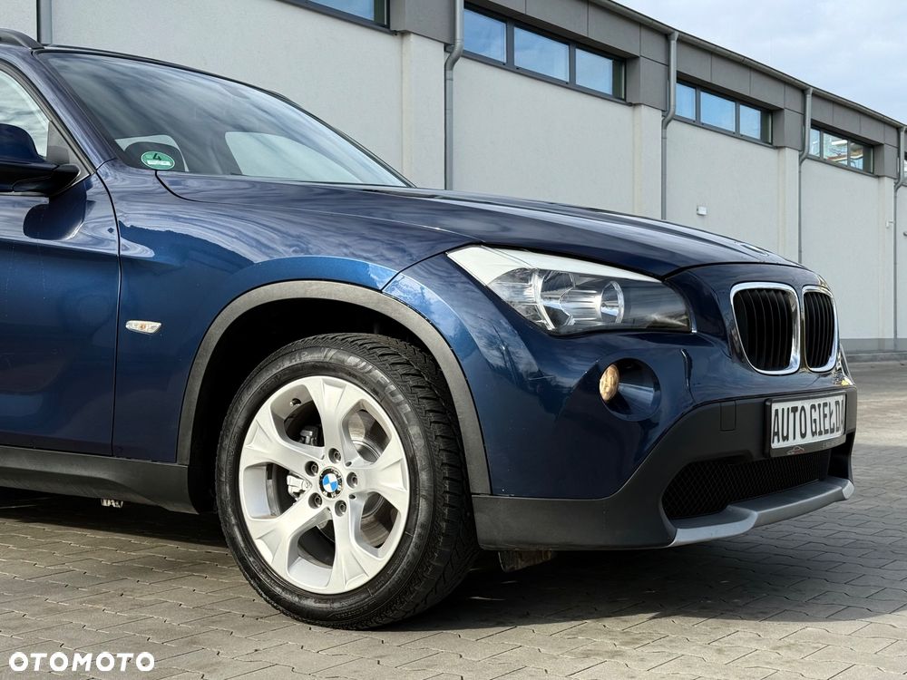 BMW X1 sDrive18i - 27