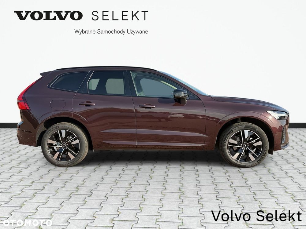 Volvo XC 60 B5 B AWD Plus Dark - 5