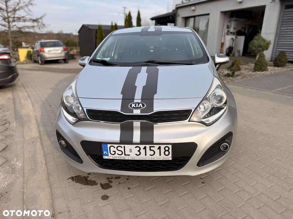 Kia Rio - 2