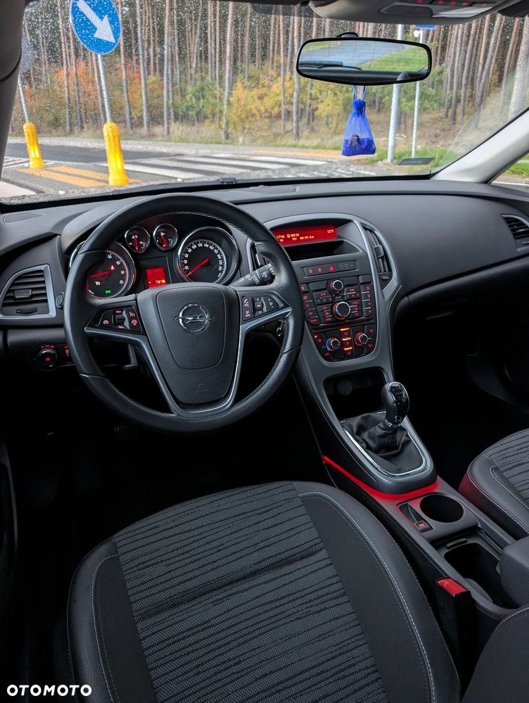 Opel Astra 1.6 Energy EU6 - 6