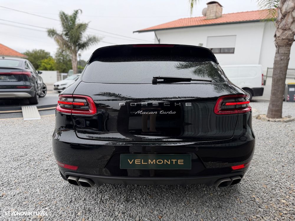 Porsche Macan Turbo - 12