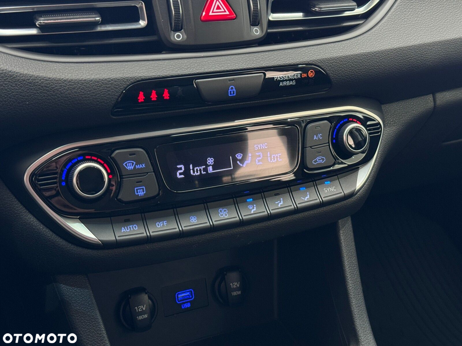 Hyundai i30 - 30