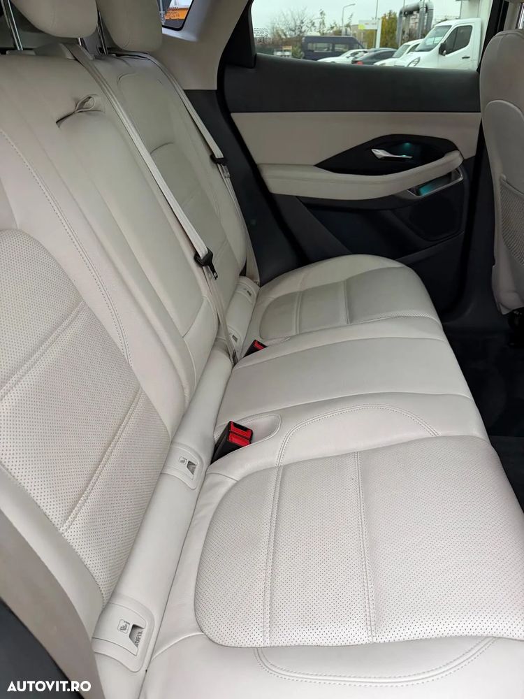 Jaguar E-Pace - 9