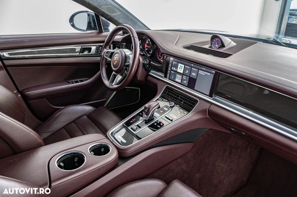 Porsche Panamera Turbo - 10