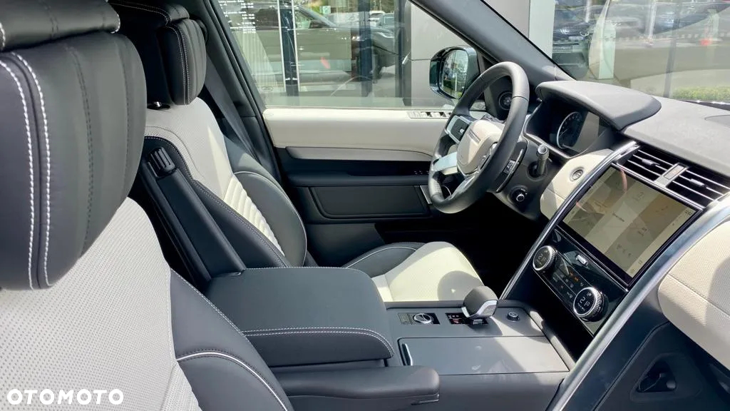 Land Rover Discovery - 12