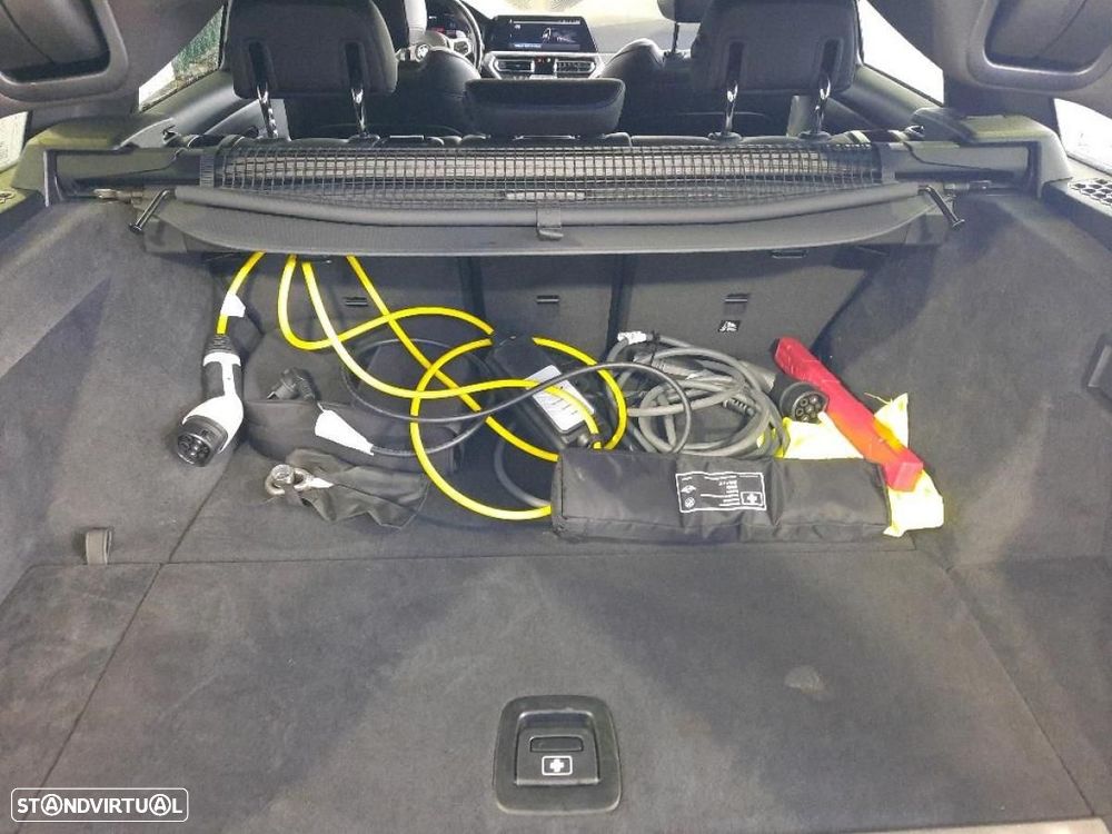 BMW 320 e Pack M Auto - 7