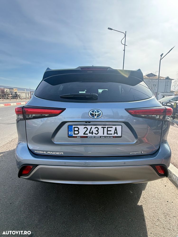 Toyota Highlander 2.5 Hybrid Luxury - 8