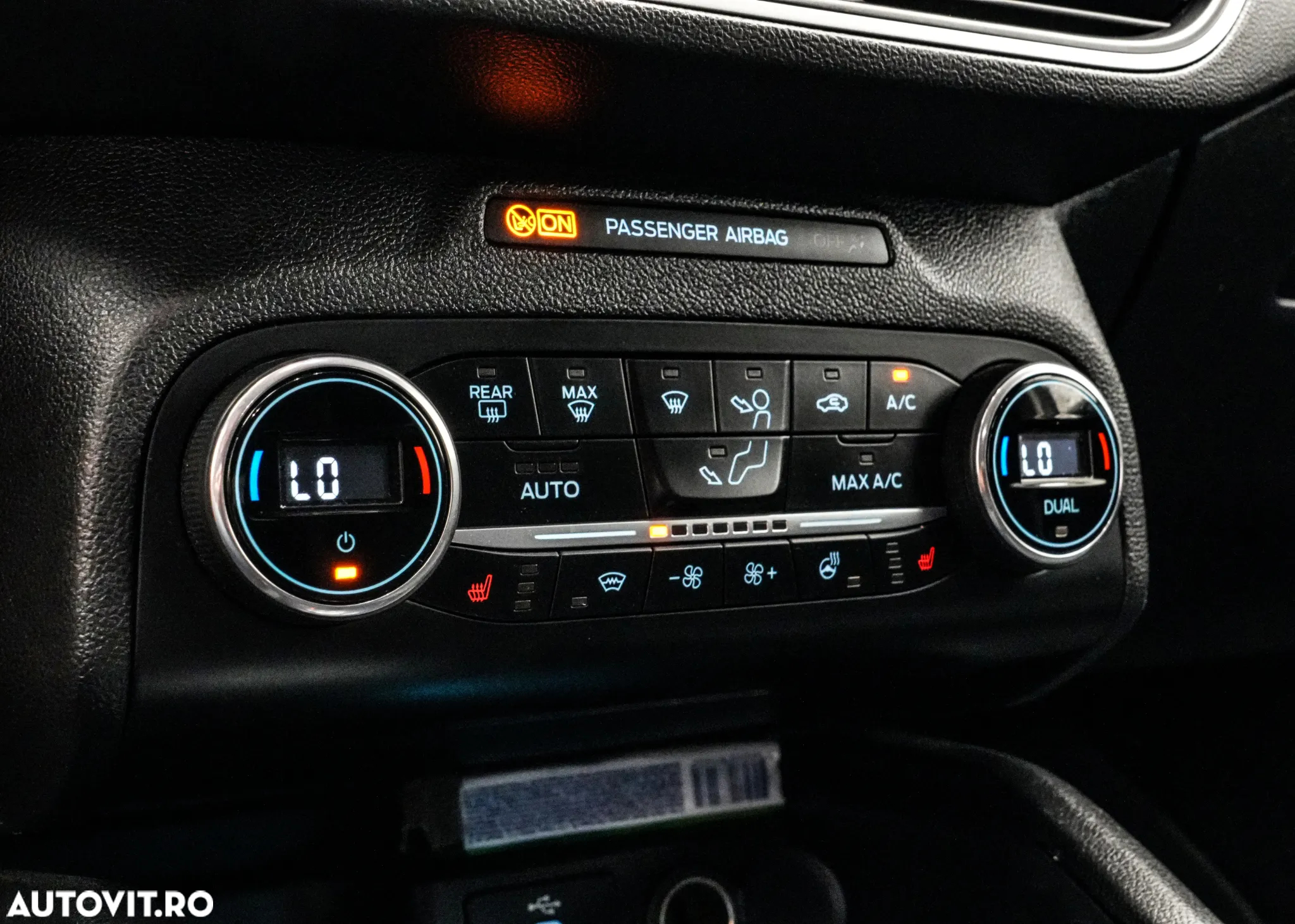 Ford Focus 1.0 EcoBoost Titanium - 19