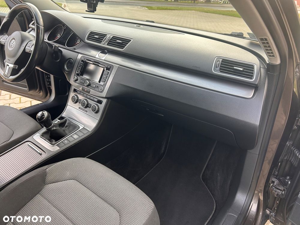 Volkswagen Passat Variant 2.0 TDI BlueMotion Technology Business Edition - 13
