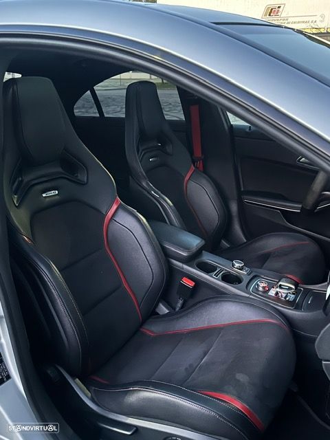 Mercedes-Benz CLA 45 AMG 4Matic Speedshift DCT 7G Night Edition - 44