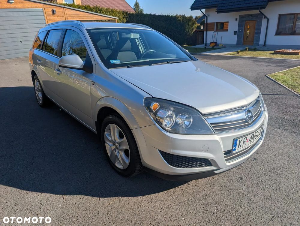 Opel Astra - 2