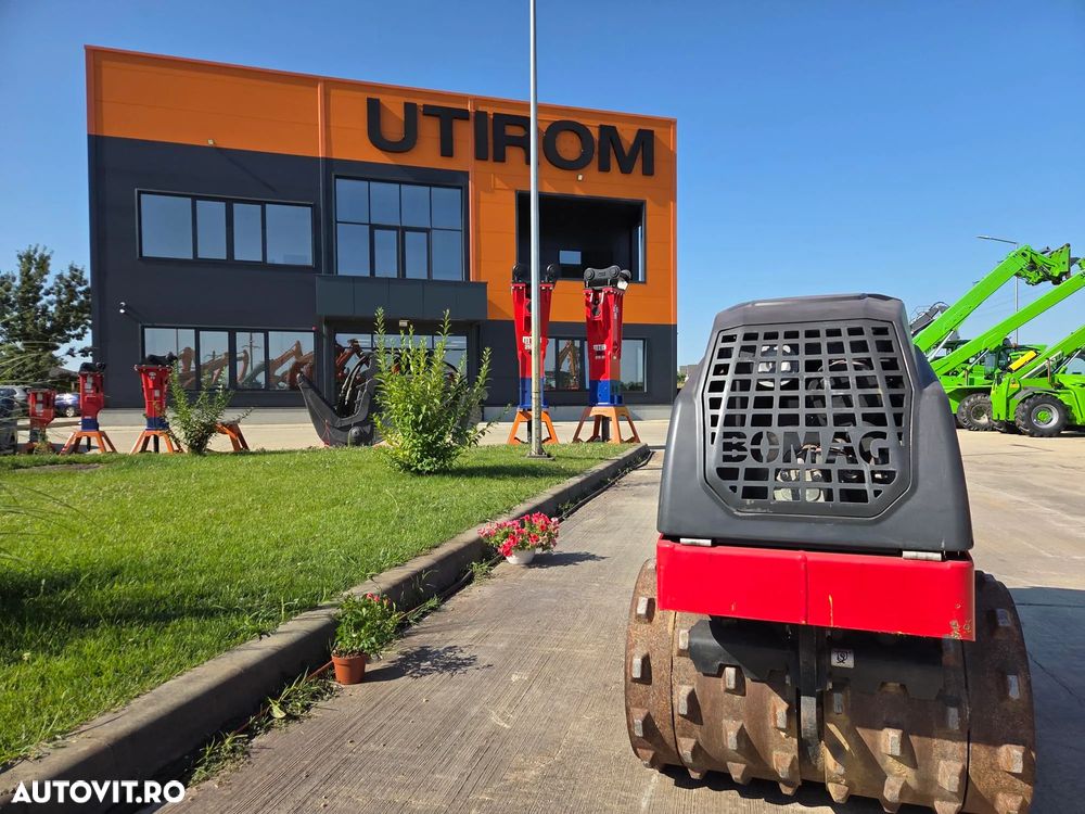 Bomag BOMAG 850, PICIOR DE OAIE, RADIOCOMANDA, latime tambur 0,8m, Masa operationala 1,5t, lungime 2m, motor Kubota 20CP, posibilitate leasing 4 ani, CA NOU-PROMOTIE 20.900 EUR+tva - 6