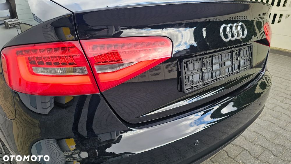 Audi A4 Limousine 2.0 TDI DPF multitronic S line Sportpaket (plus) - 12