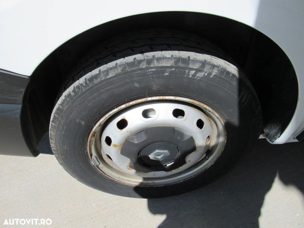 Renault Trafic - 9