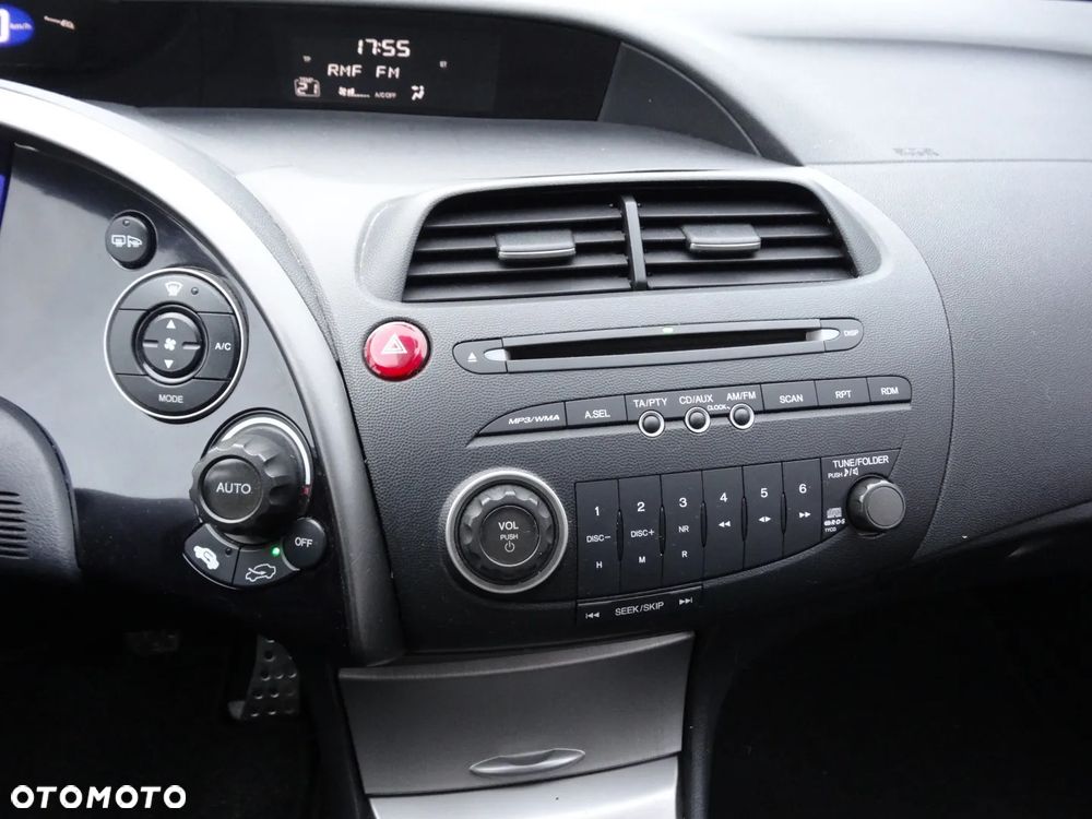 Honda Civic 1.8i-VTEC Sport - 27