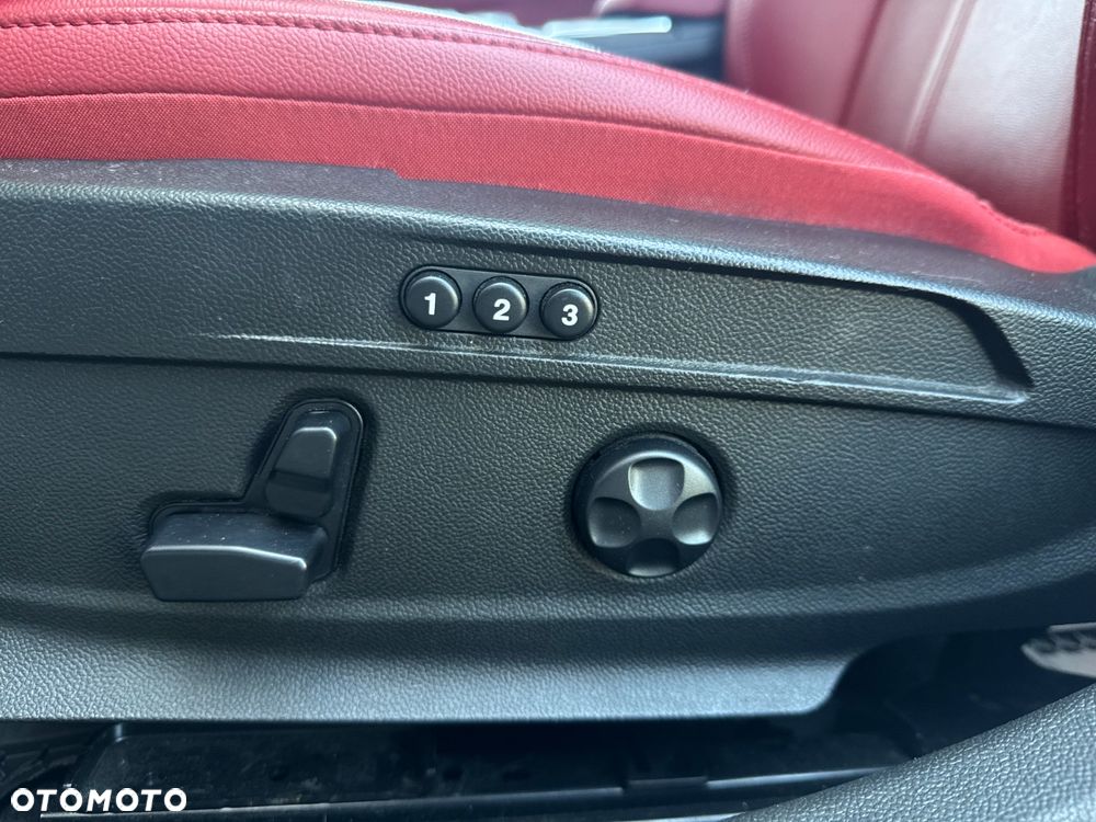 Alfa Romeo Giulia 2.0 Turbo TI Q4 - 9