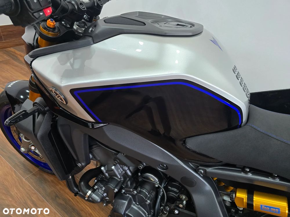 Yamaha MT - 9