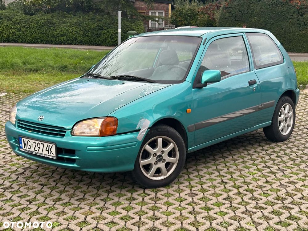 Toyota Starlet - 2