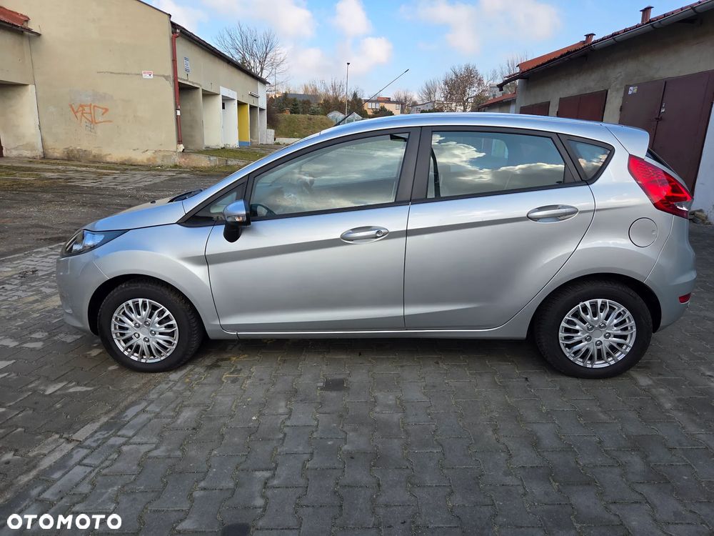 Ford Fiesta 1.25 Titanium EU6 - 5