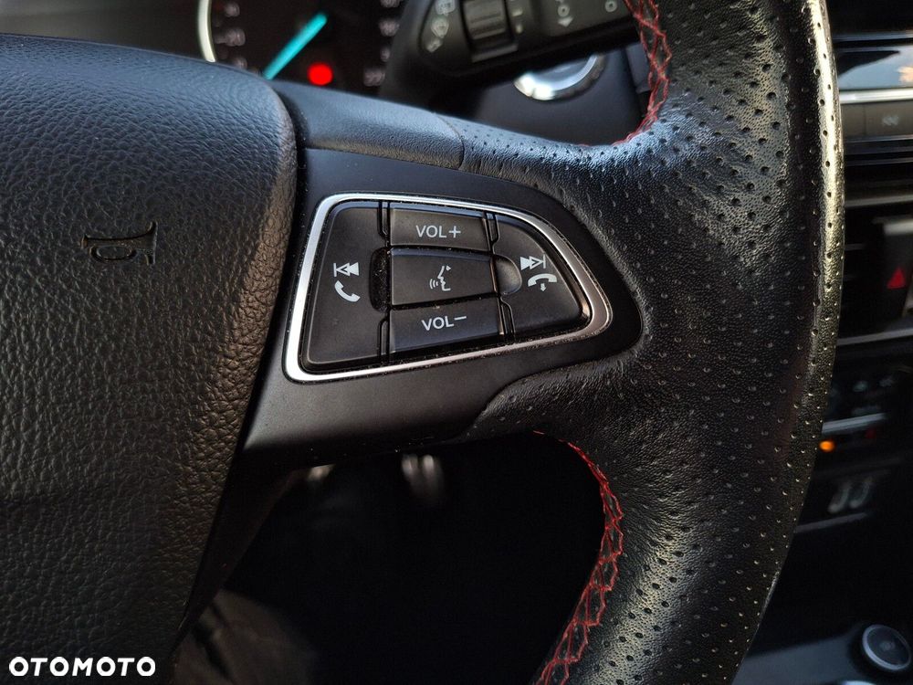 Ford EcoSport 1.0 EcoBoost ST-Line ASS - 17