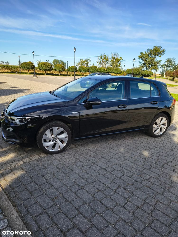 Volkswagen Golf 2024 photo 2