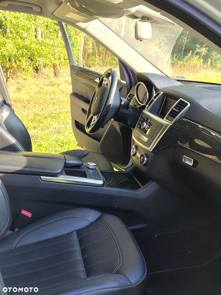 Mercedes-Benz GL - 7