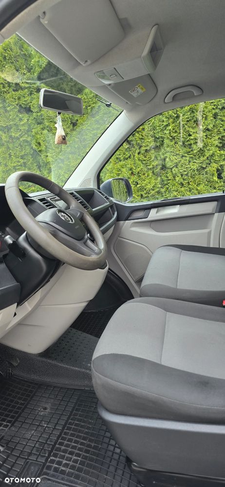 Volkswagen Transporter - 12