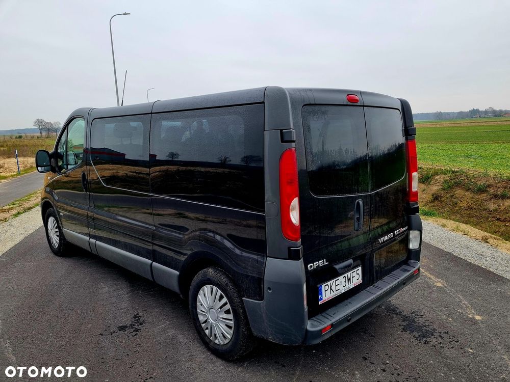 Opel Vivaro 2013 photo 3