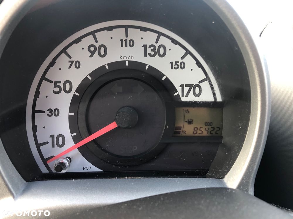 Citroën C1 1.0i Desire - 9