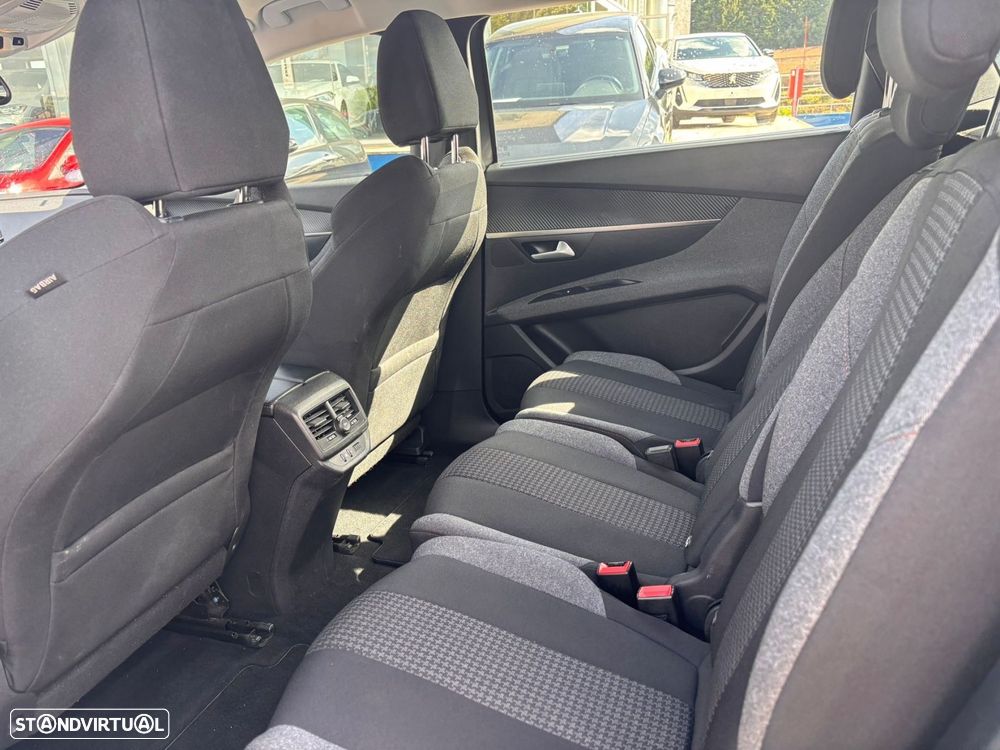 Peugeot 5008 1.2 PureTech Active - 5