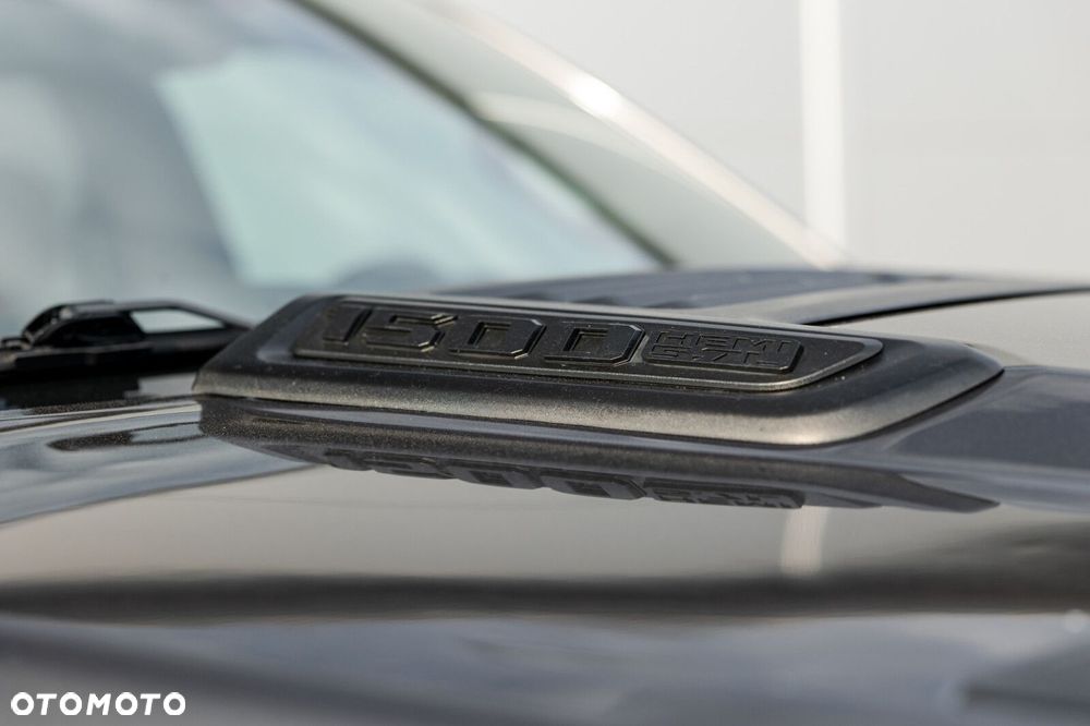RAM 1500 - 4