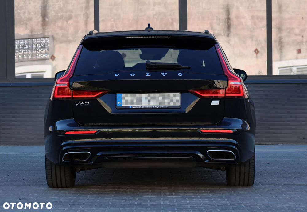 Volvo V60 T6 AWD Recharge Geartronic RDesign - 40