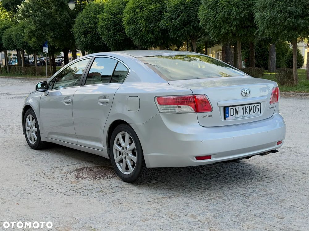 Toyota Avensis 1.8 Sol plus NAVI MS - 5