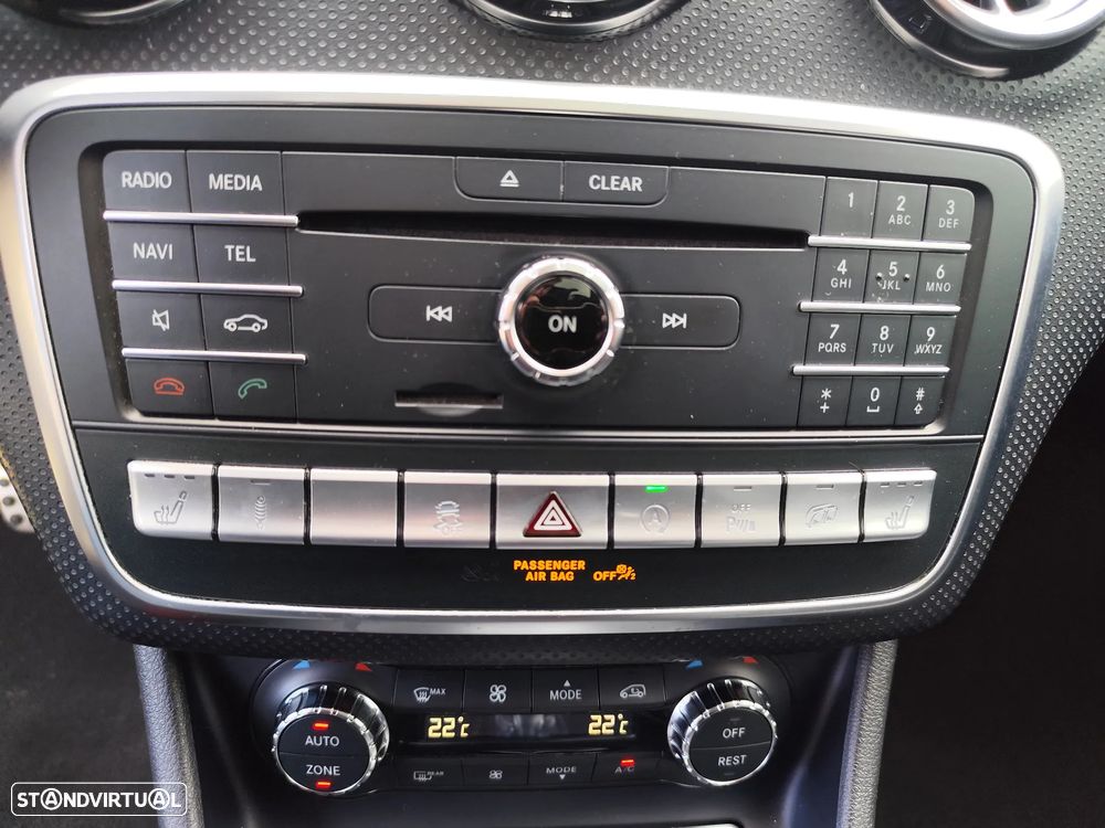 Mercedes-Benz A 45 AMG 4-Matic - 14