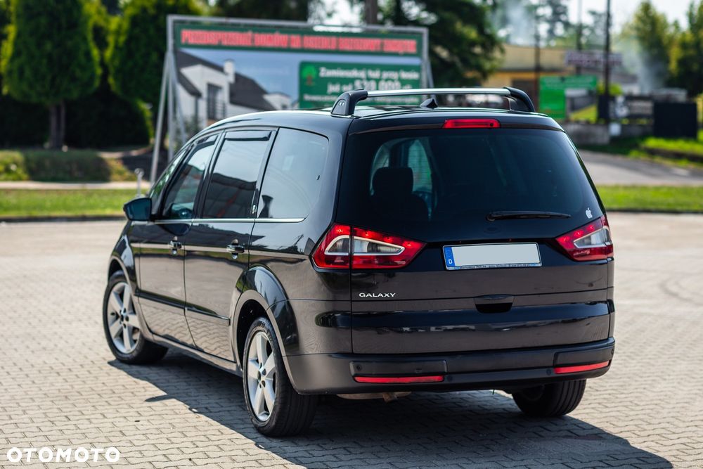 Ford Galaxy 2.0 TDCi Ghia - 13