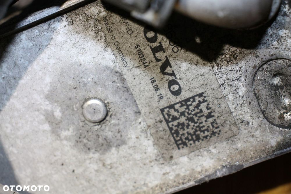 VOLVO V70 S80 XC70 V60 S60 XC60 XC90 V90 S90 SILNIK 2.0 D4 D4204T14 - 4