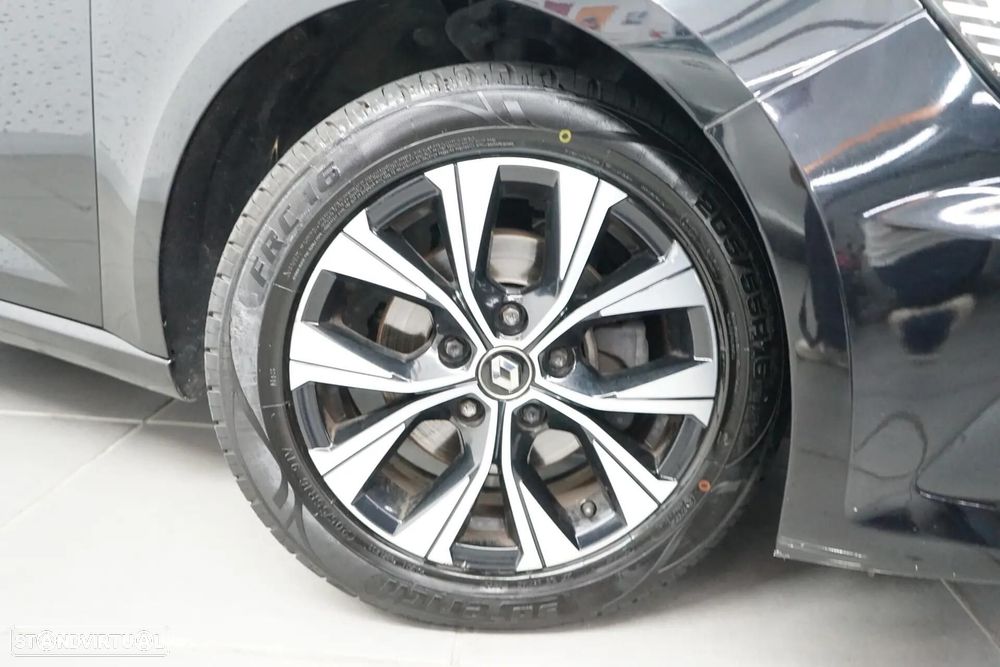 Renault Mégane Sport Tourer 1.3 TCe Limited EDC - 9