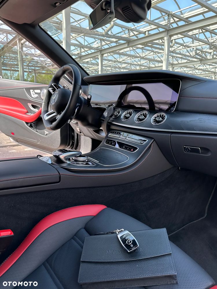 Mercedes-Benz Klasa E AMG 53 4-Matic+ 9G-TRONIC - 16