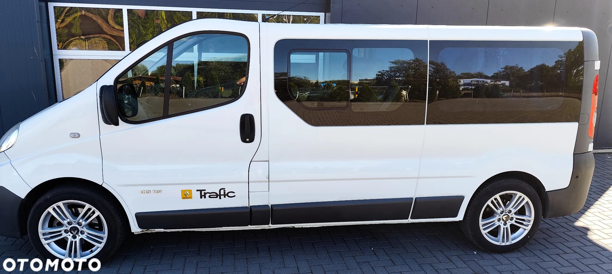 Renault Trafic 2.0 dCi 115 Combi L2H1 - 3
