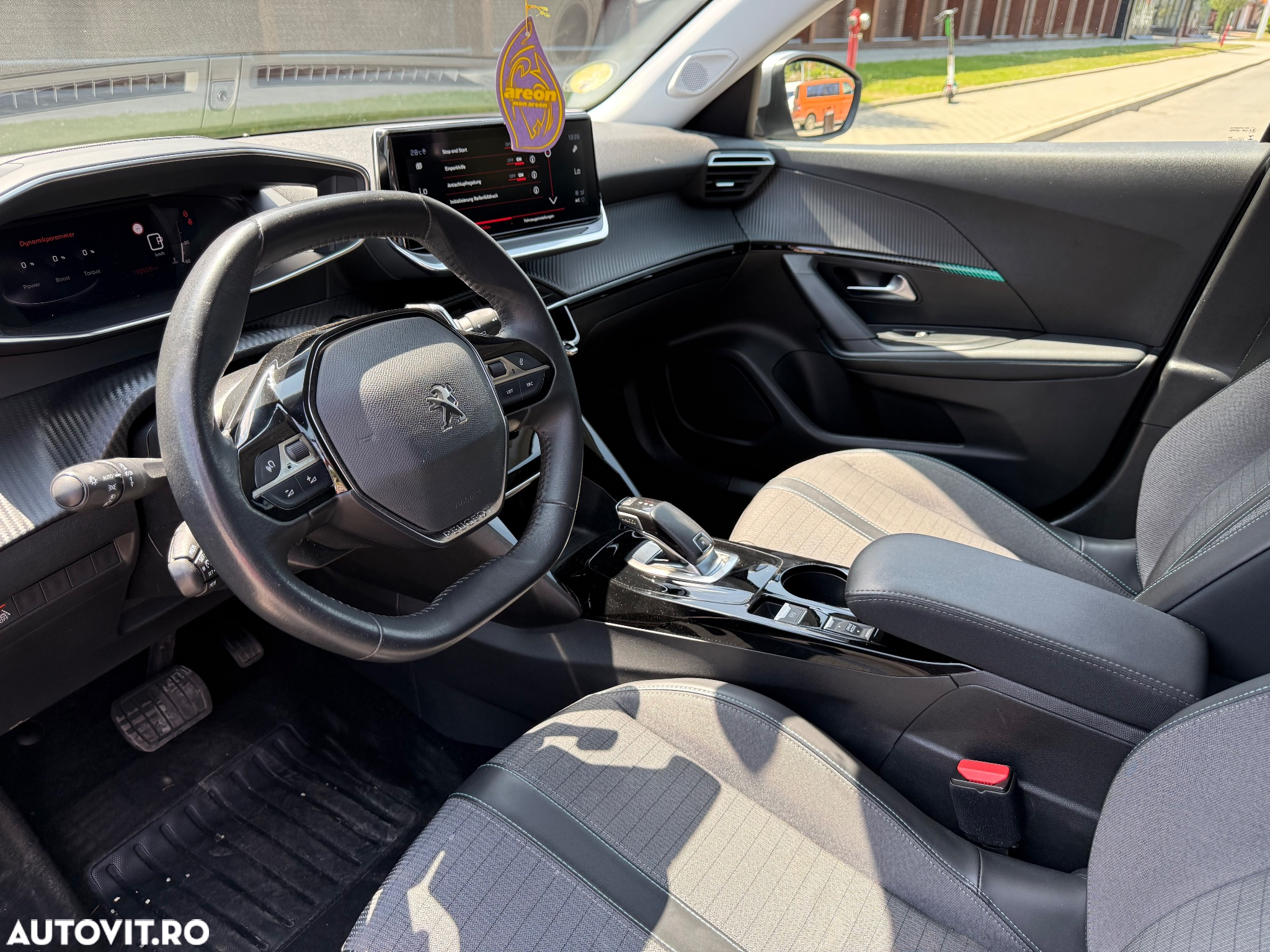 Peugeot 2008 1.5 BlueHDI EAT8 STT Allure Pack - 9