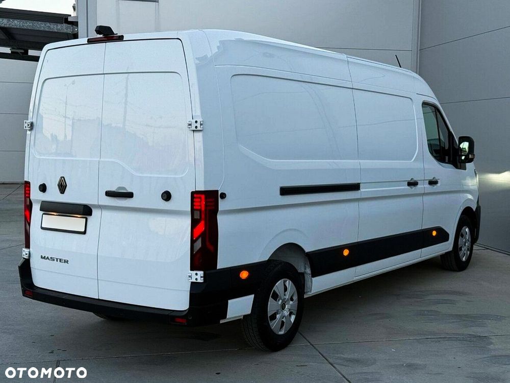 Renault Master Furgon EXTRA L3H2 2.0 130KM FWD - 4