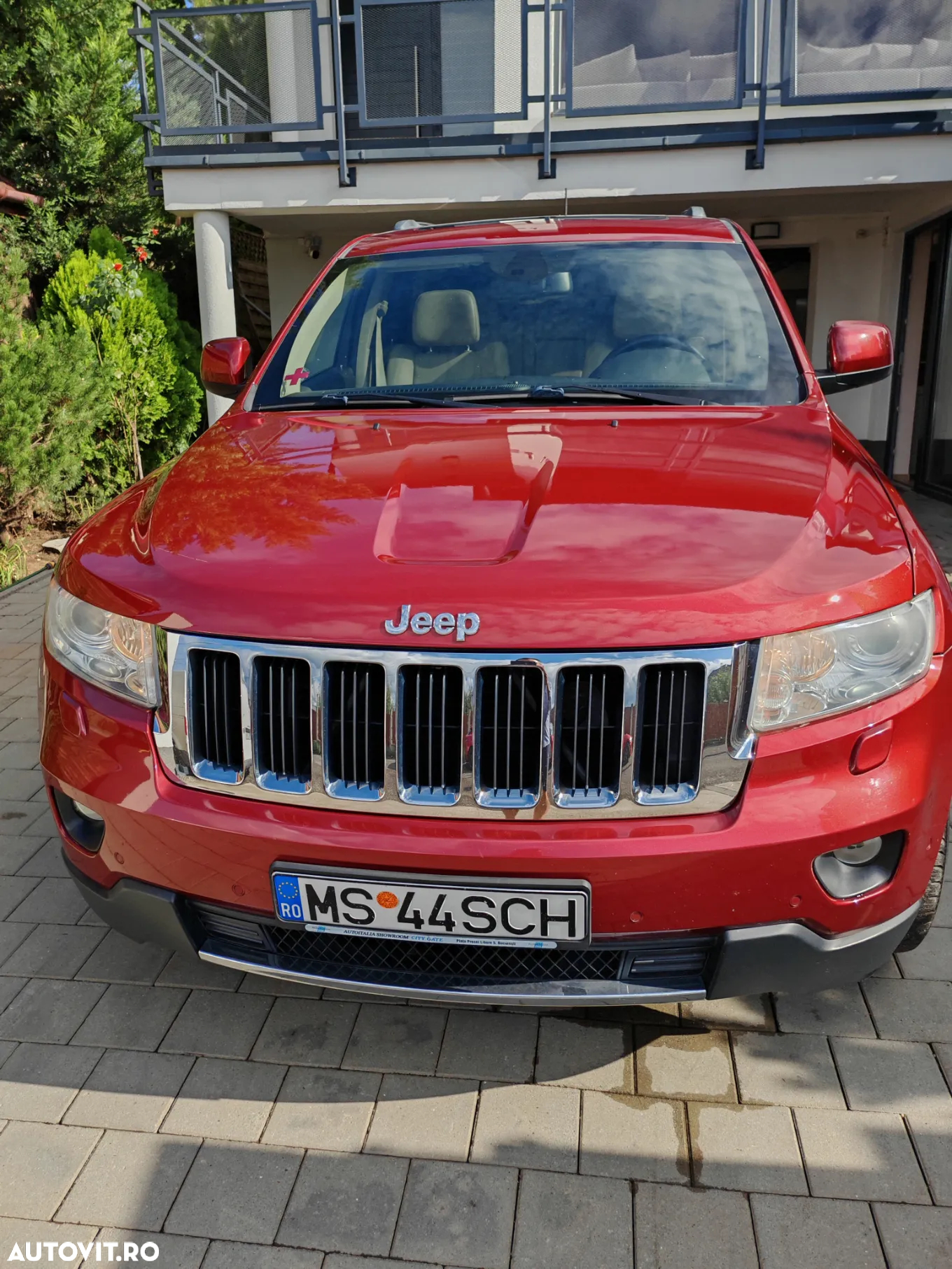 Jeep Grand Cherokee - 19