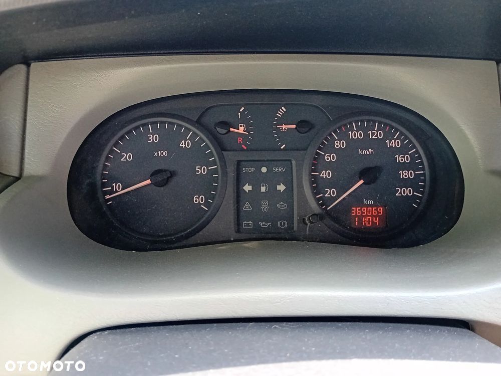 Renault Trafic - 14